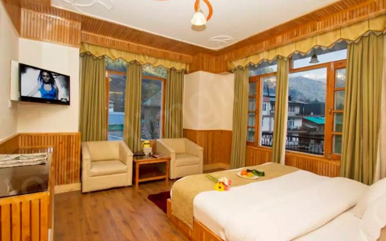 Hotel Himgiri Manali  Exterior photo